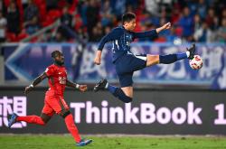 中超球队投入新赛季准备，连续备战比赛