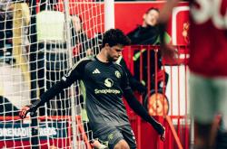 曼联中场发挥稳定，实现胜利的简单介绍