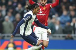 曼联2-1淘汰狼队，晋级英超杯四强