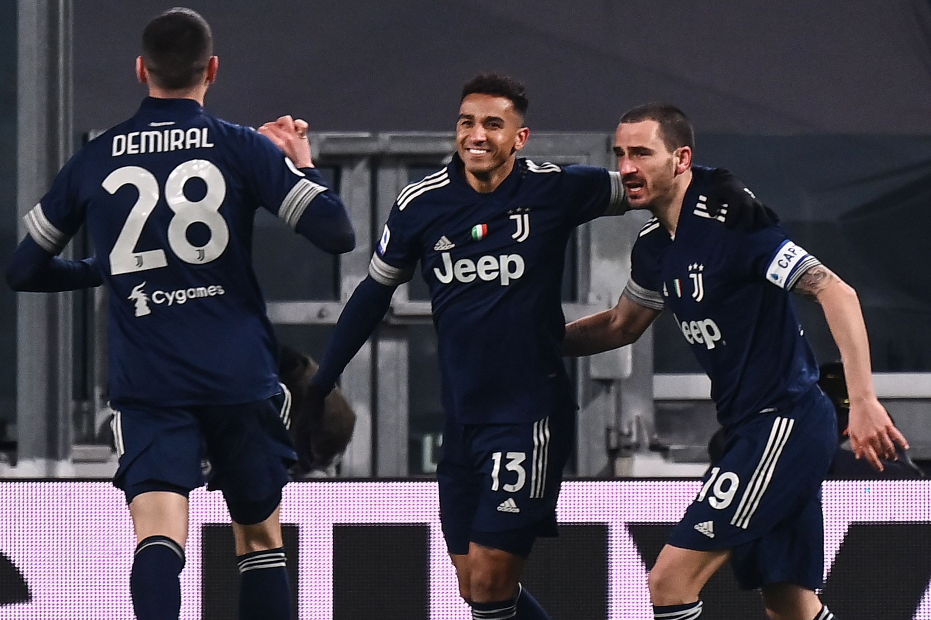 尤文图斯客场1-0小胜萨索洛,稳定积分 尤文图斯客场1-0小胜萨索洛,稳定积分