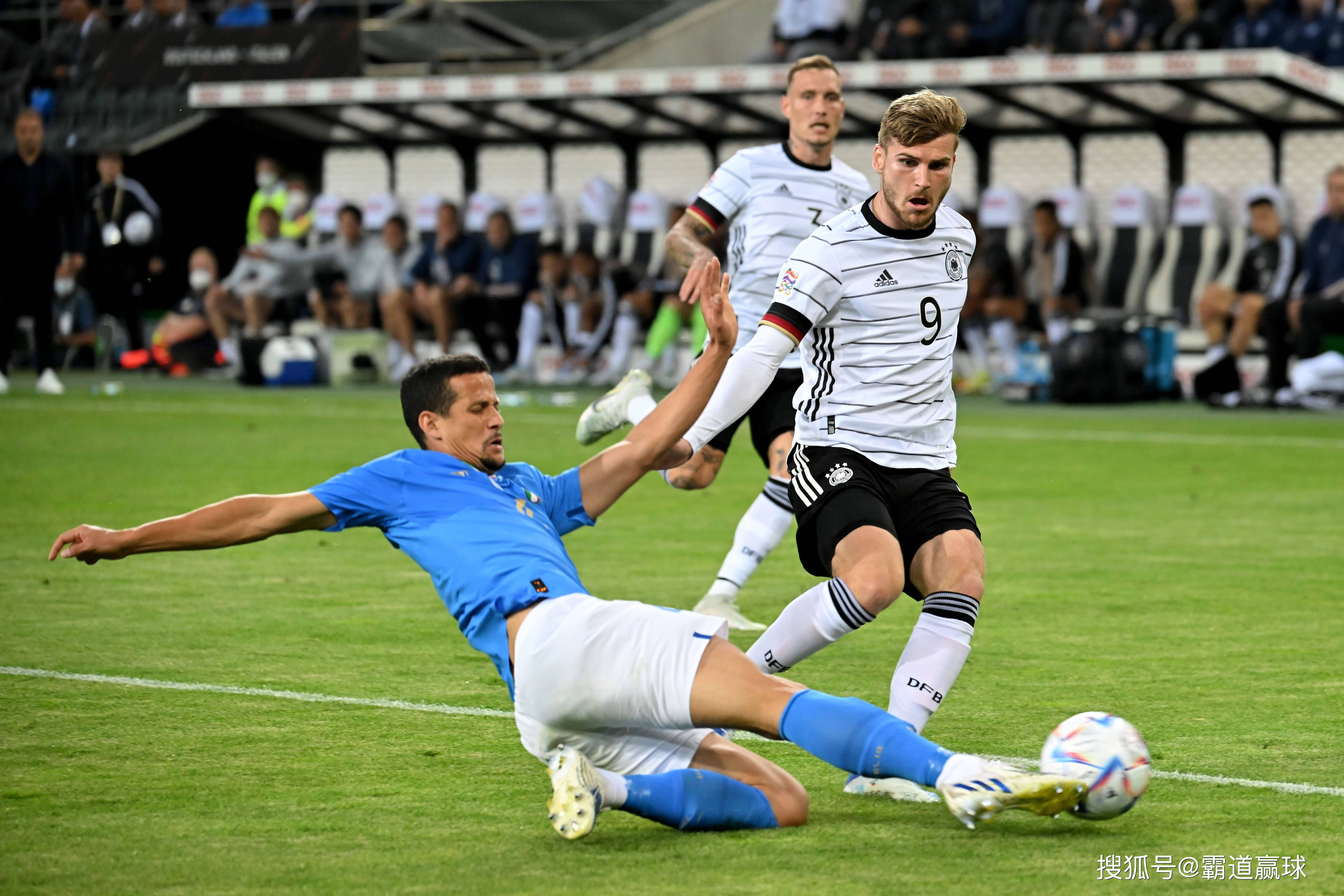 关于欧洲赛事：意大利战平比利时，小组突围形势严峻的信息