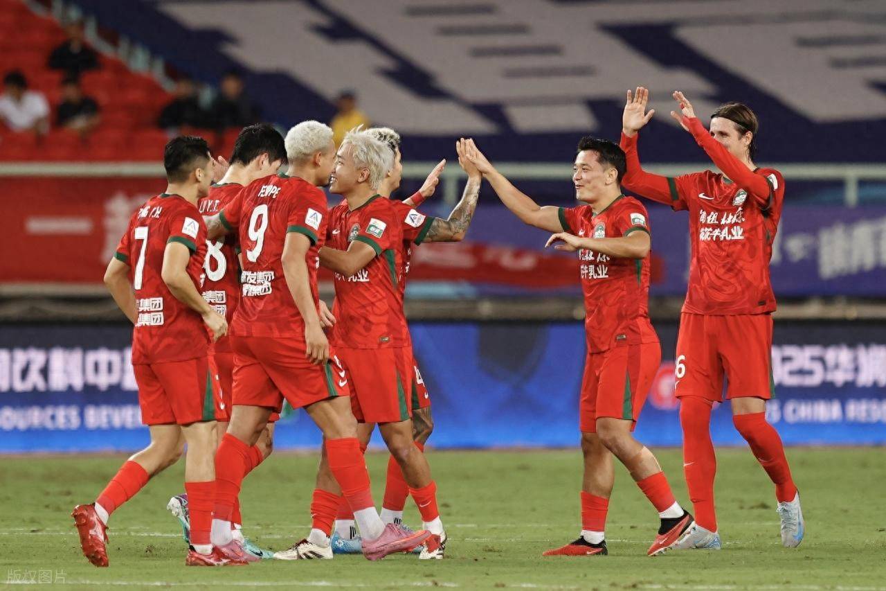 南特客场大胜，全队士气高涨的简单介绍