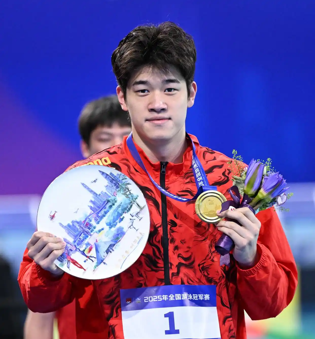 美国游泳选手在比赛中表现出色 美国游泳选手在比赛中表现出色