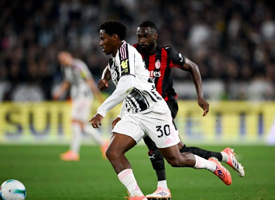 尤文图斯遭遇平局,晋级形势堪忧的简单介绍 尤文图斯遭遇平局,晋级形势堪忧的简单介绍