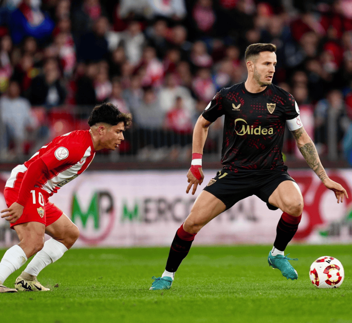 塞维利亚客场大败，主帅遭受批评