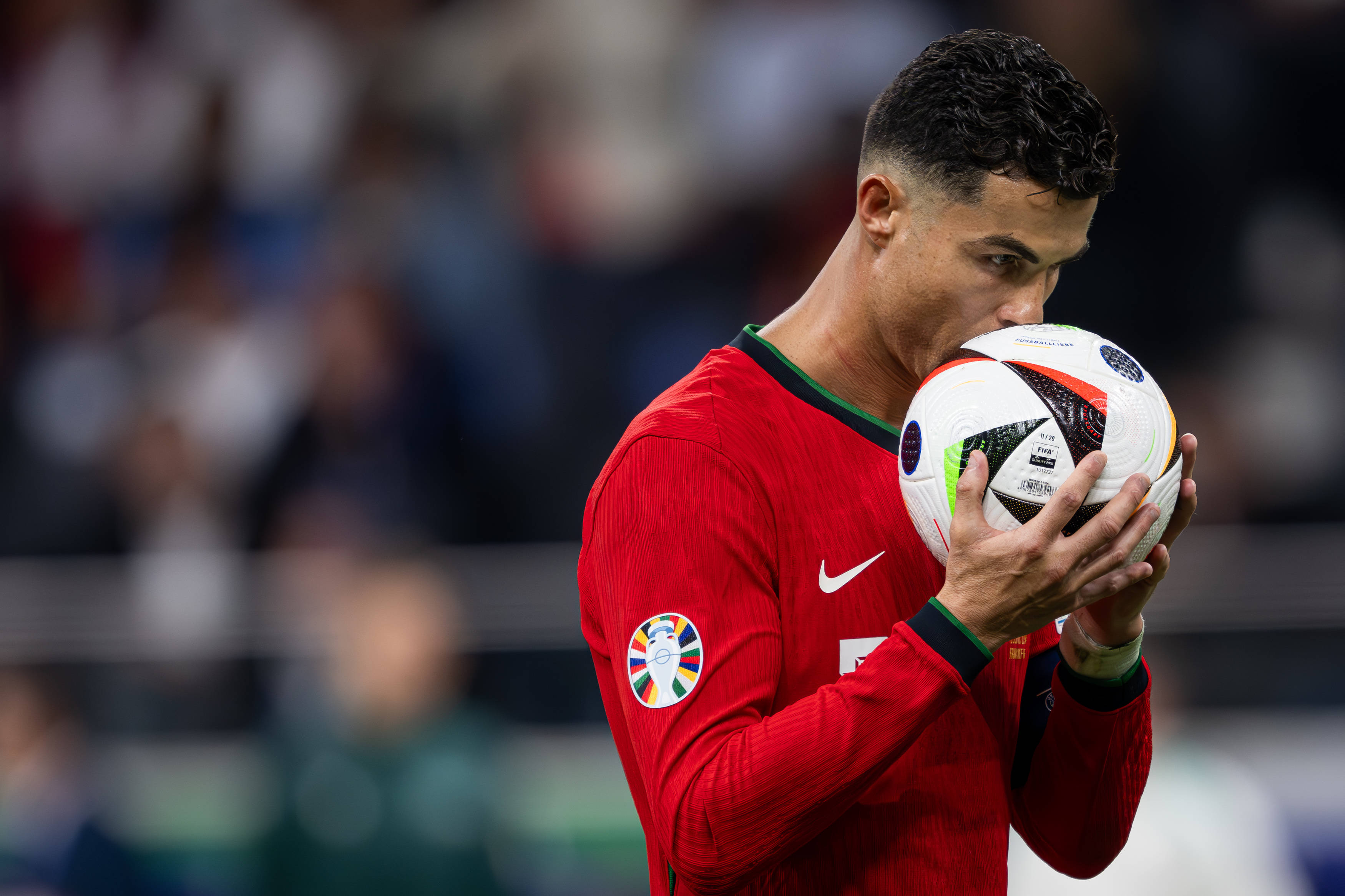 关于西班牙队全取三分，稳固欧锦赛名额！的信息