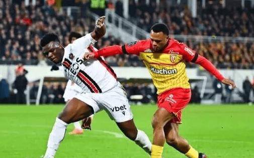 包含马赛主场不敌里斯本竞技,遭受惨败的词条 包含马赛主场不敌里斯本竞技,遭受惨败的词条