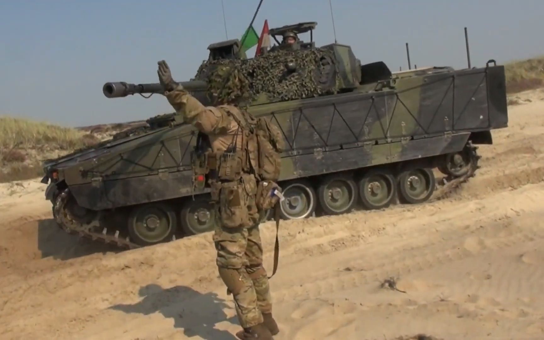 丹麦射击选手汉森在铅球比赛中斩获金牌 丹麦射击选手汉森在铅球比赛中斩获金牌